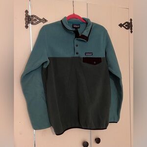 Women’s Patagonia pullover